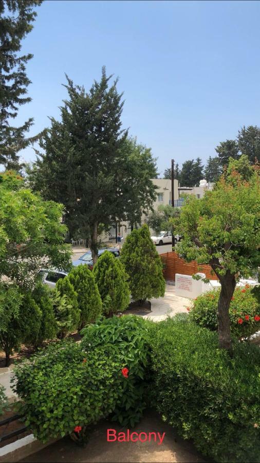 Paphos Gardens Studio Suite ภายนอก รูปภาพ
